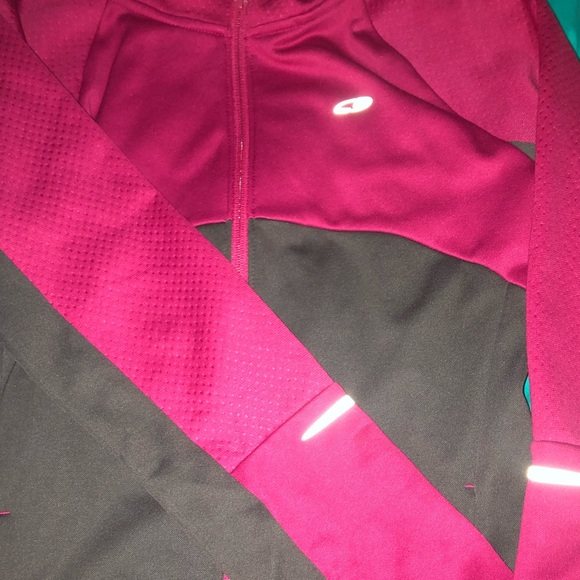 Pink/Gray Champion sweater💗🖤SIZE: child large - Picture 2 of 6